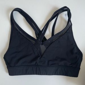 Lululemon black sports bra size 4